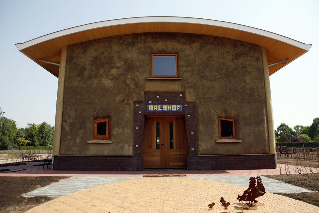 Strohotel Aalshof Haps Exterior photo